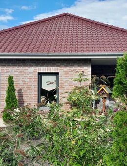 Warum neu bauen? Dieser neuwertige, barrierefreie Bungalow schenkt Ihnen Ruhe statt Baustress - Wiesmoor