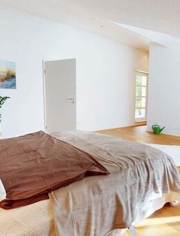 Charmante Eigentumswohnung mit Terrasse, Ankleideraum und Garage - Alfter