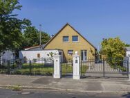 Energetisch saniert! Gepflegtes Zweifamilienhaus mit Garten und Garage - Ratzeburg