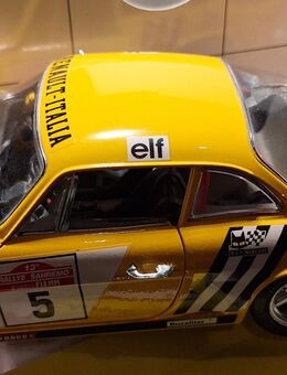 Modellautos 1:18- 3 x Renault --1 x Gordini Rally--2 x A 110 Rally - Meckenheim