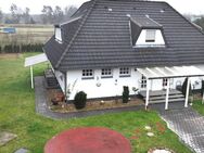 Traumhaftes Anwesen mit Einfamilienhaus, Bungalow und Lagerhalle auf 6.800 m² großem Grundstück - Neuenkirchen (Landkreis Heidekreis)
