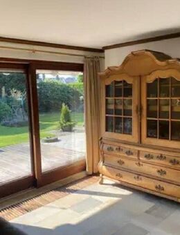 Ab September!!! Frisch saniertes Mehrfamilienhaus mit 3 Wohneinheiten - Bocholt