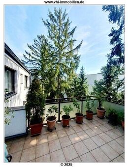DIE super ruhige und mondäne Lage in Sonnenberg, mit riesigen Balkon, 2,5 Zi. ETW inkl. Stellplatz - Wiesbaden