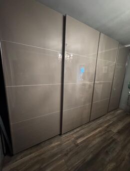 Schwebetürenschran Kleiderschrank Rauch - Hemer