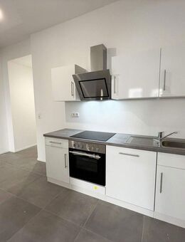 Neues 1-Zimmer-Apartment | Hochwertiges Bad & inkl. Küche | Ab Sofort | Zentral in Bad Cannstatt - Stuttgart