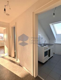 Helle Dachgeschosswohnung mit Ausblick - Wolfsburg