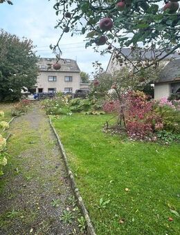 Gemütliches Zweifamilienhaus mit Garten in Börnichen - Börnichen (Erzgebirge)