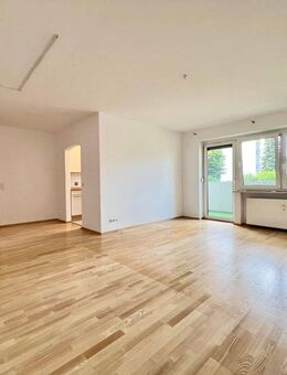 MODERNISIERTE 3 ZIM. WOHNUNG IM STADTKERN VON BURGHAUSEN - BARRIEREFREI - - Burghausen