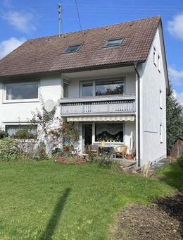FLEXIBLES 2- BIS 3-FAMILIENHAUS IN ORTSRANDLAGE - Jengen