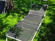 2 Gartenliegen, neuwertig, Rahmen aus Metall mit Geflecht und Sonnendach, wenig genutzt - Freital