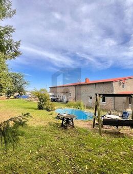 RAUM ZUM LEBEN - MIT GARAGE DER EXTRAKLASSE - Kassow