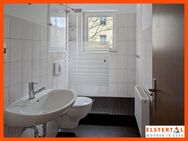 Helle 3-Raum-Wohnung im Grünen // gute Infrastruktur // Balkon und Tageslichtbad - Gera