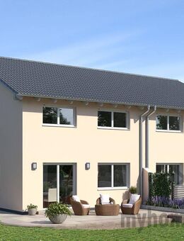 geräumige Doppelhaushälfte als Ausbauhaus mit baureifen Grundstück in Pyrbaum - Pyrbaum