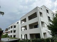 Das Optimum an Energieeffizienz! Exklusive Erdgeschosswohnung mit Terrasse und Gartenanteil - Hildesheim