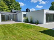 Erstbezug nach aufwendiger Kernsanierung! Exklusiver Bungalow mit PV-Anlage und Wärmepumpe in Ofen - Bad Zwischenahn