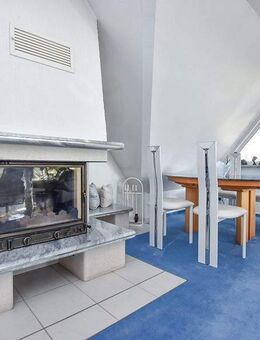 Exklusive 4-Zimmer-Endetagen-Wohnung im 2.OG mit Balkon & TG-Stellplatz in zentraler Lage von Mölln! - Mölln (Schleswig-Holstein)