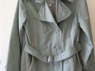 KHUJO Marken Jacke Damen Trenchcoat Doppelreiher mit Gürtel Übergangsjacke in grün - Berlin