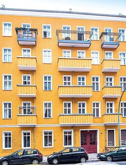 Leerstehender Dachgeschossrohling im Vorderhaus und Seitenflügel in Berlin - Friedrichshain - Berlin