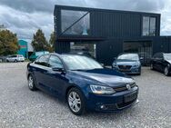 VW Jetta VI Highline*Sportpaket*Navi*TOP - Oberteuringen