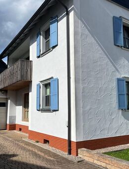 Großzügiges Einfamilienhaus mit Gewerbe, Doppelgarage und großem Grundstück! - Steinbach (Wald)