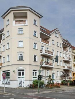 Kapitalanlage: Schöne Dachgeschosswohnung nahe Bürgerpark - Berlin