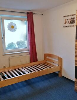 Gemütliche Zwei-Zimmer-Single-Wohnung - bezugsfrei zum 1. Oktober 2025 zu vermieten! - Amberg