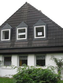 Großes Wohnhaus ehemals Pfarrhaus - Celle