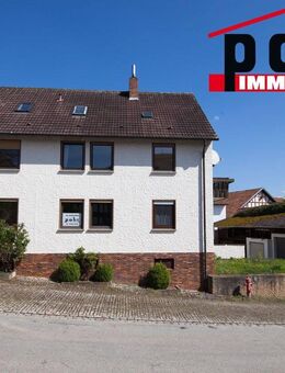 Großes Wohnhaus zum günstigen Preis! Sehr viel Platz in einem Stadtteil von Seßlach! Scheune + Garagen! - Seßlach