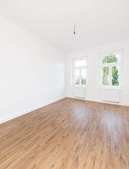 2-Zimmer-Wohnung mit Balkon direkt am Lene-Voigt-Park - Leipzig