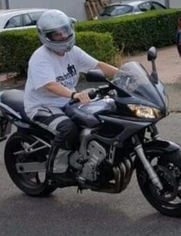 Suche das Glück nicht mit dem Fernglas, sondern hier - Neukirchen-Vluyn