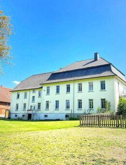 Ländlich gelegenes historisches Anwesen von 1915 mit Haupthaus und Nebengebäuden - Erwitte
