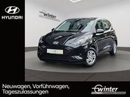 Hyundai i10, 1.0 63PS MJ25 Select, Jahr 2024 - Großröhrsdorf