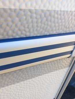 Unterlegprofil für Friesleiste Fendt Blau-Metallic 6,5 x 5 mm - Bad Reichenhall
