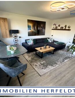 Doppelte Renditechance - zwei vermietete ETW´s mit Südbalkon, Garten & Garagen im Dreiparteienhaus - Gablingen