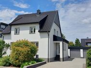 :: Komplett saniertes Einfamilienhaus mit Doppelgarage und kleinem Wohngarten sucht liebe Familie (H 540) :: - Lampertheim