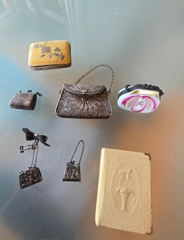 Biete Kleine Echtsilber Taschen Pillendose - Rheine