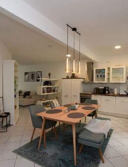 Ruhige, großzügige und möblierte Wohnoase in Nippes - Köln