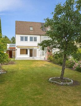 WINDISCH IMMOBILIEN - DHH in zentraler Lage mit großem Grundstück - für den Käufer provisionsfrei! - Gröbenzell