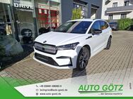 Skoda ENYAQ iV, 85 Sportline Vorb VZE Digi elektr Heckkl BlindSpot vo hi LichtAssist SpurAssist Connect Sunset 4xEFH Ladeboden beheiz Frontscheibe höhenverst Fahrersitz Armlehne Metallic, Jahr 2022 - Beilngries