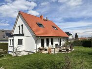 Einfamilienhaus in ruhiger, begehrter Lage - 2021 umfassend saniert, viele Extras - Zwickau