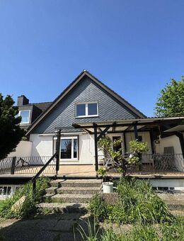 Ein-/Zweifamilienhaus in einer ruhigen und schönen Umgebung nahe Ortzentrum. Provisionsfrei. - Stockelsdorf