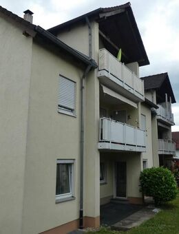 Ruhig gelegen: Bezugsfreie Erdgeschosswohnung mit sonniger Terrasse! - Hösbach