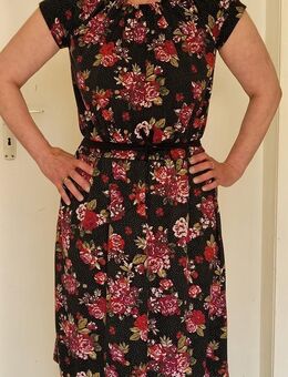 Sommerkleid a. der Laura Torelli Collection Sexy luftiger Schnitt - Uchte