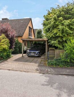 Viel Platz für die Familie in der Moorwegsiedlung! Freistehendes Einfamilienhaus in Wedel - Wedel