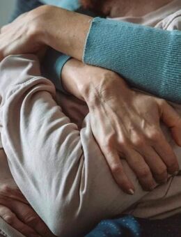 Kuschelnbuddy oder Kuschelpartnerin gesucht. - Hattingen