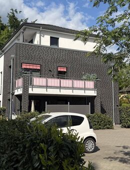 Provisionsfrei! Moderne Kapitalanlage in Oldenburg: 6-WEH, KfW-40, Aufzug, Keller, 8 Stellplätze - Oldenburg