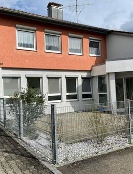 *** Moderne 3-Zimmer-Wohnung mit Terrasse zu vermieten *** - Aletshausen