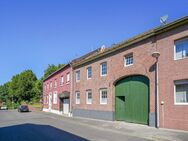 Historisches Reihenmittelhaus mit Charme, großem Grundstück & viel Potential für kreative Köpfe - Hückelhoven