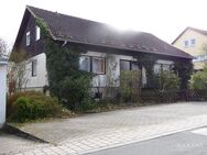 Großzügiges Ein-/Zweifamilienhaus mit zusätzlich integrierter Praxis-/Bürofläche in Bayreuth - Bayreuth