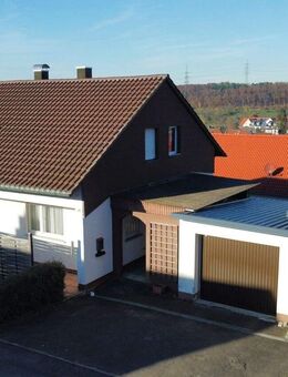 Zweifamilienhaus in ruhiger Wohngegend von Roßwälden - Ebersbach (Fils)